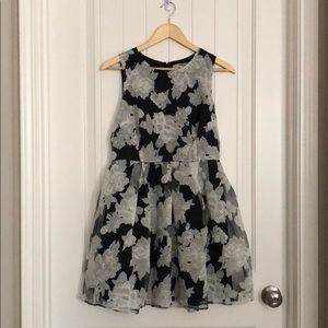 Very cute black, silver and white floral dress.